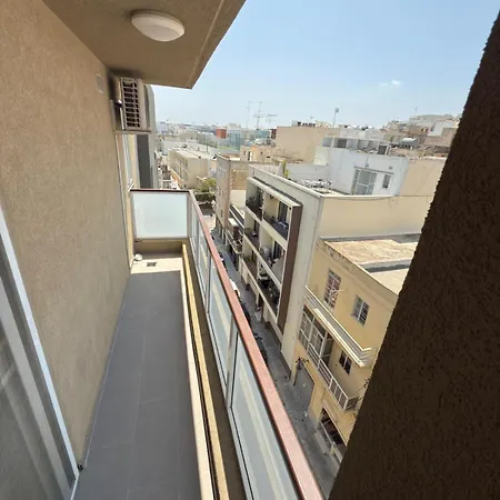 3-bedroom In M5 Appartement