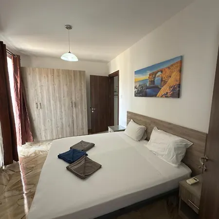 Апартаменты 3-bedroom In M5