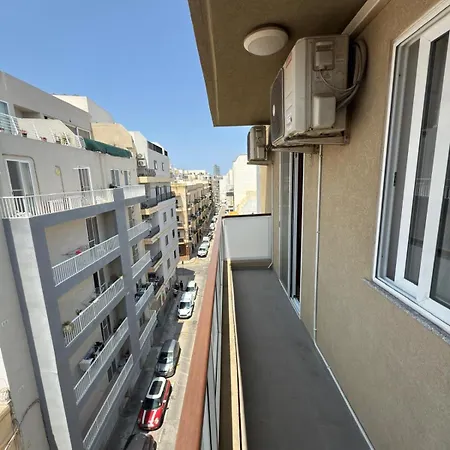 Appartamento 3-bedroom In M5 Msida