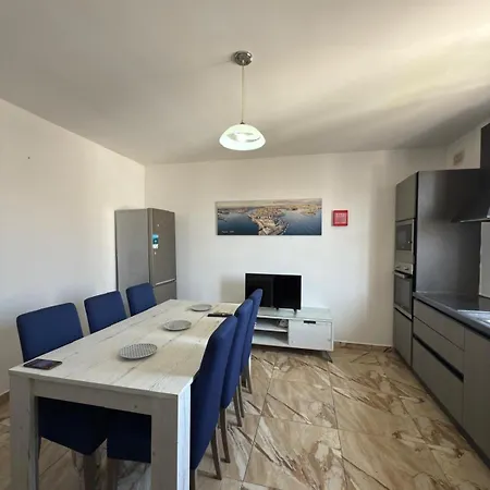 3-bedroom In M5 Апартаменты