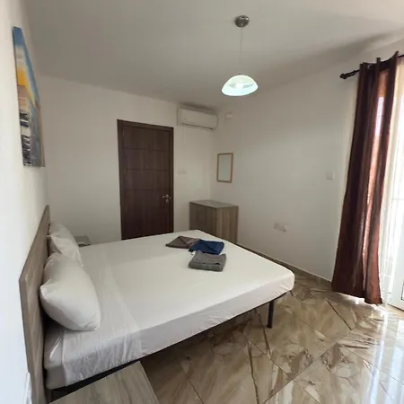 3-bedroom In M5 Апартаменты