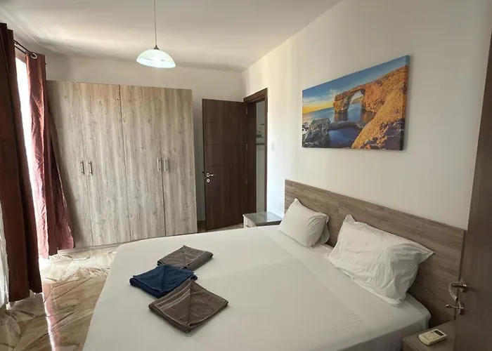 Apartament 3-bedroom In M5